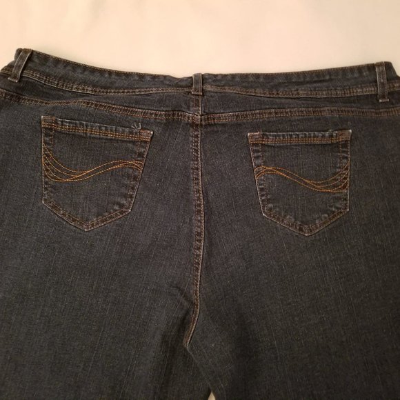 Jeans - Picture 4 of 5